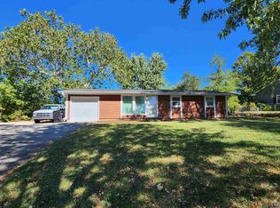 1526 NE 46th St, Topeka, KS 66617