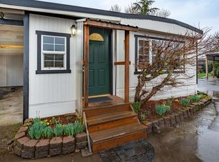 505 Leroy Ave #J, Molalla, OR 97038