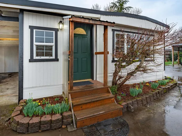 505 Leroy Ave #J, Molalla, OR 97038