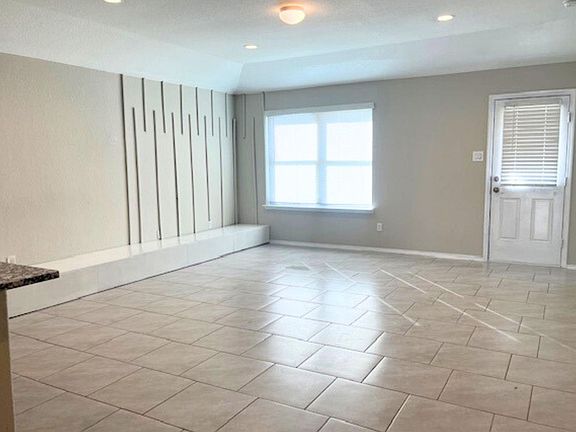 3rd image of 8310 Rose Petals Ln