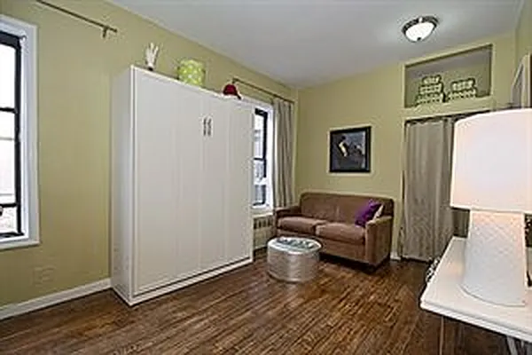 Sold by Douglas Elliman | media 20