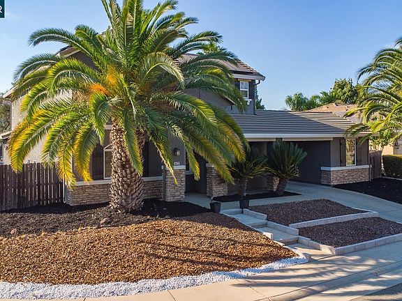 4th image of 1672 Allenwood Cir