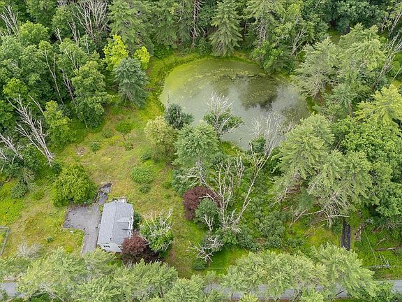 2nd image of 62 Eden Rd