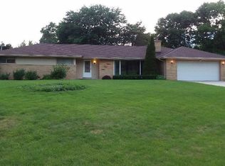 3445 Arroyo Rd, Brookfield, WI 53045