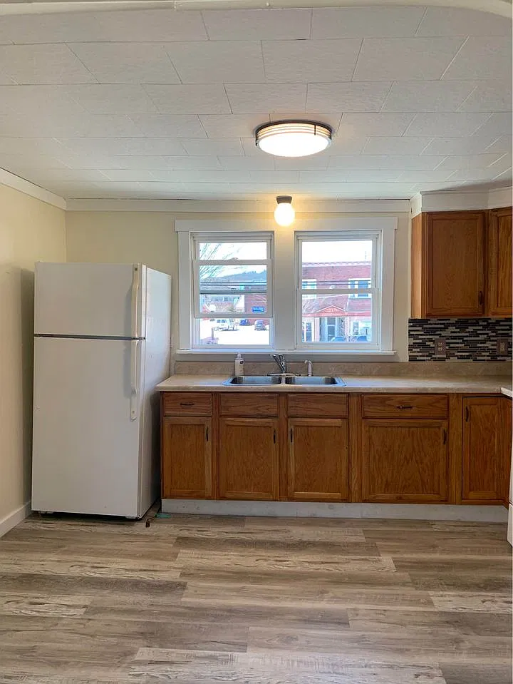 2 bed, 480 sqft, $800 — Photo 3
