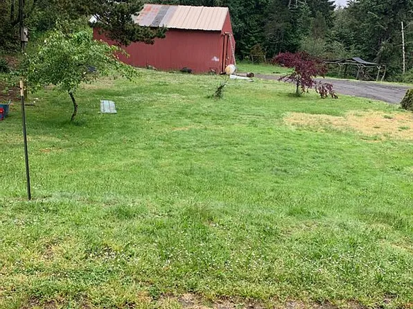 93667 Bishop Ln, North Bend, OR 97459