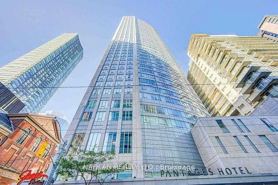 Building Photo - 210 Victoria St #3901
