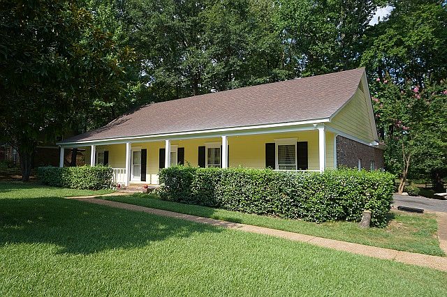 1st image of 7280 Hickory Estates Dr