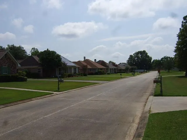 37385 Parkwood Ave — Photo 10