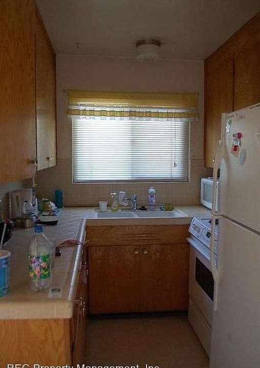 2nd image of 706 E Foothill Blvd APT B
