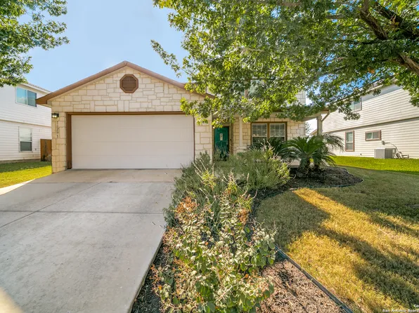 16235 Kentucky Ridge, Selma, TX 78154