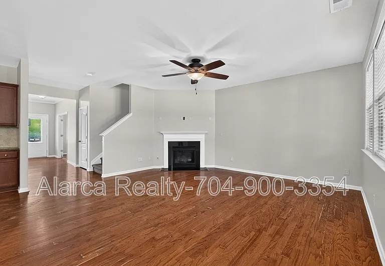 11528 Lottingly Dr — Photo 36