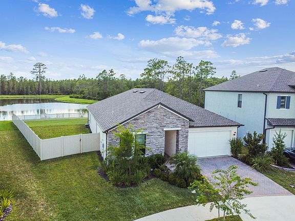 5th image of 9571 Little Bluestem Dr