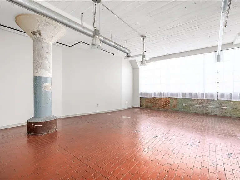 881 Memorial Dr SE #206 — Photo 8