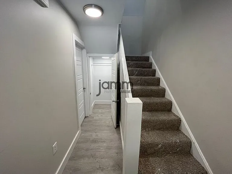 1966 Randall Rd #5 — Photo 14