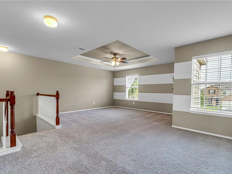 504 Hoot Owl Ln S — Photo 18