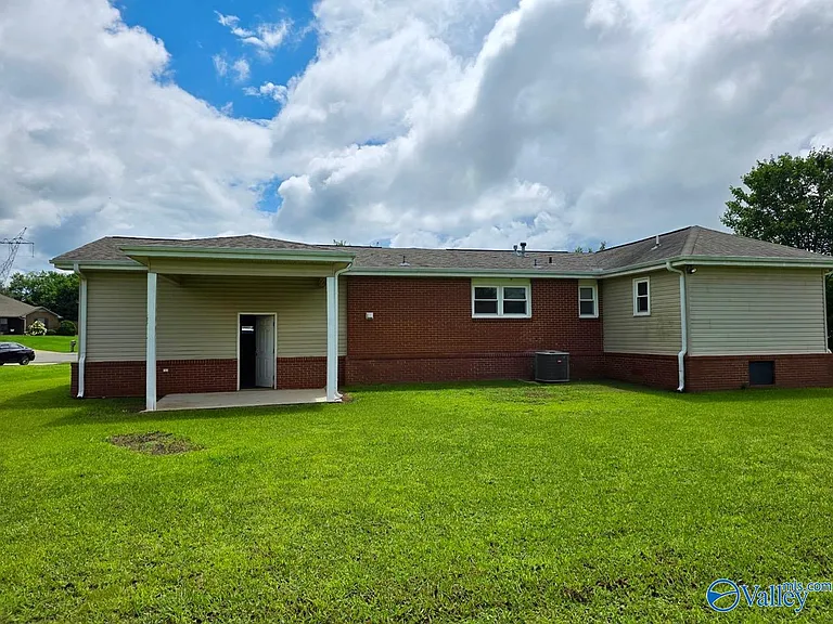17439 Morgan Dr — Photo 33