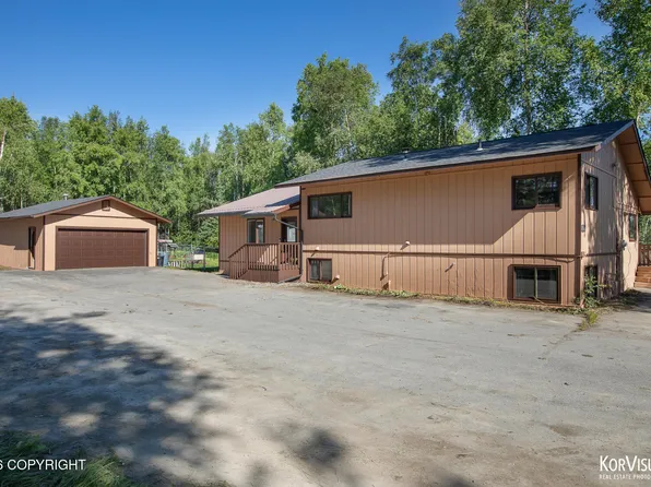 8168 S Foxworth Dr, Wasilla, AK 99623