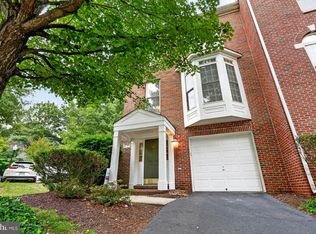 4190 Lower Park Dr, Fairfax, VA 22030