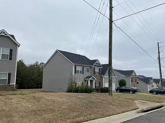 3rd image of 1580 Oglethorpe Dr
