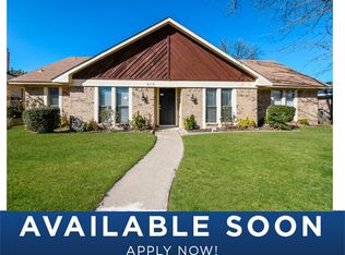 3113 Kensington Dr, Mesquite, TX 75150