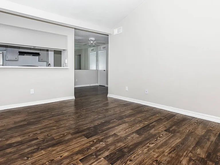 Bayou Park Apartments — Photo 69