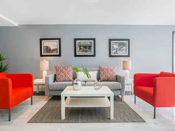 77 Leroy Ave #204