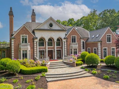 590 Dubuar St, Northville, MI, 48167