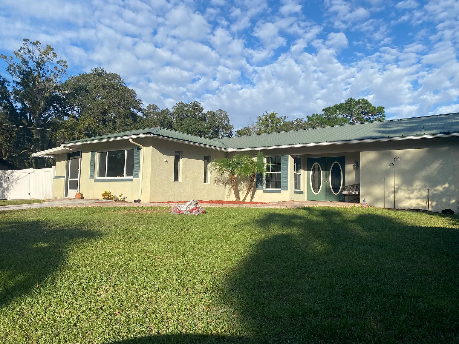 3 bed, 1700 sqft, $2,300 — Photo 4