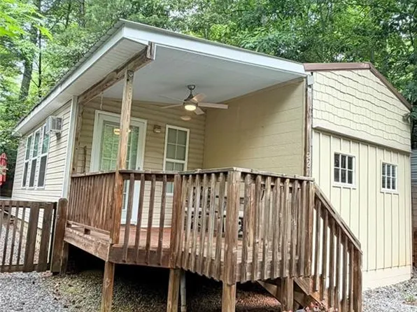 227 Canyon Pass, Cleveland, GA 30528