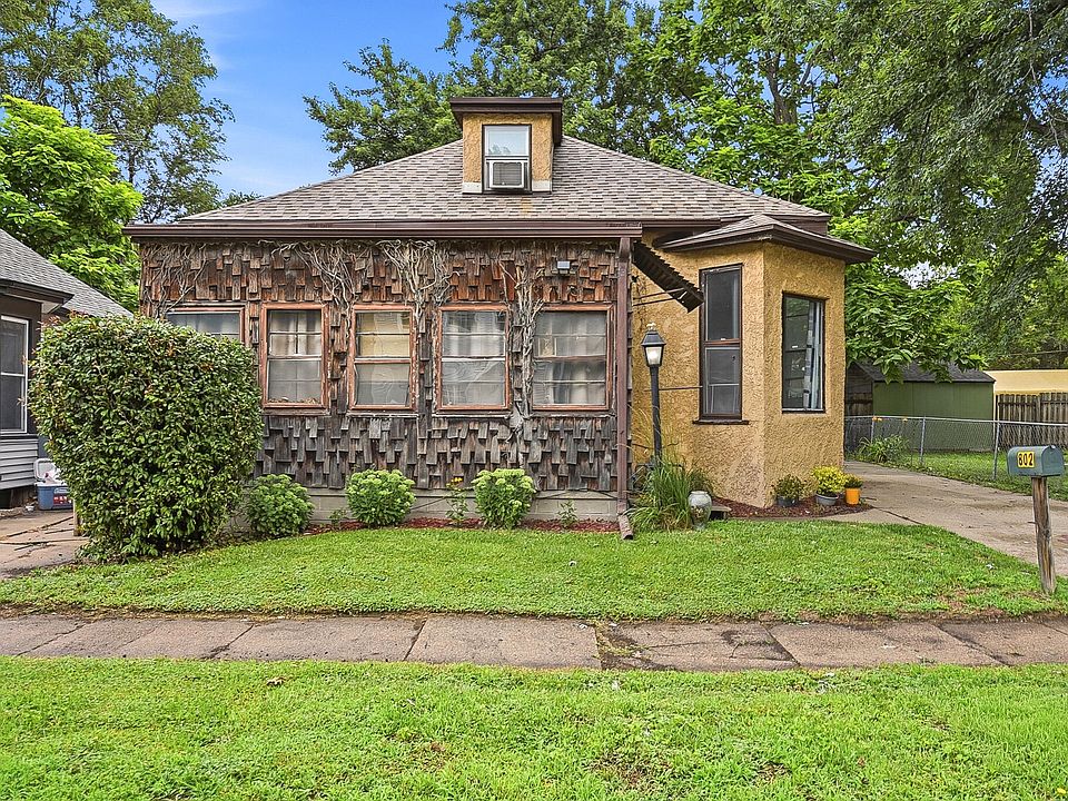 1st image of 802 Avenue C