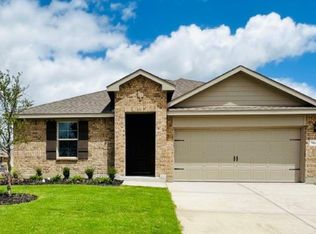 1628 Marsh St, Cleburne, TX 76033