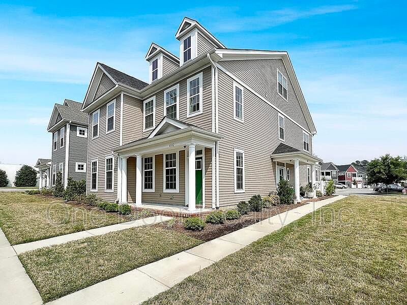 1st image of 4102 Promenade Ln