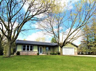 105 Mueller Ln, Random Lake, WI 53075