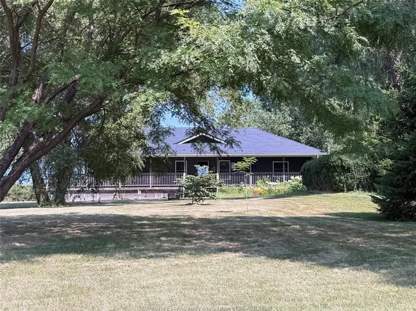 1571 McCormick Rd, Pelee, ON N0R 1M0