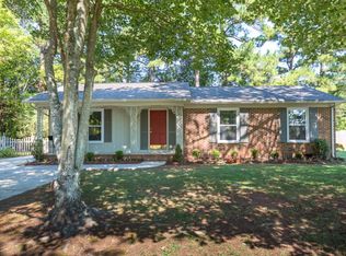 400 Old Farm Rd, Raleigh, NC 27606
