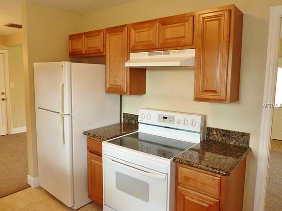 4th image of 748 Malone Dr