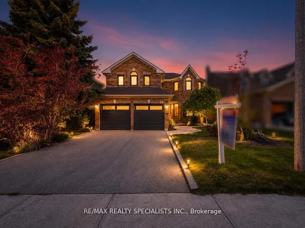 15 Eagleridge Dr, Brampton, ON L6R 1G6