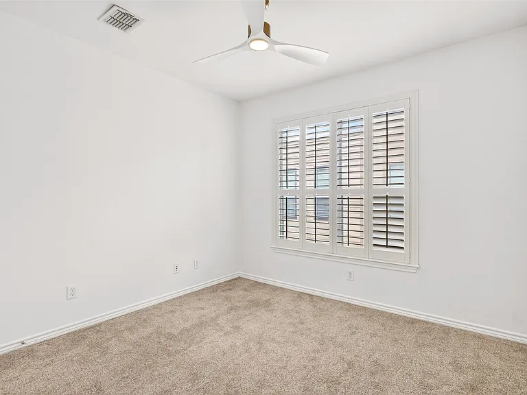 4050 McKinney Ave #12 — Photo 16