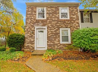 8340 Lariat Ct, Powell, OH 43065