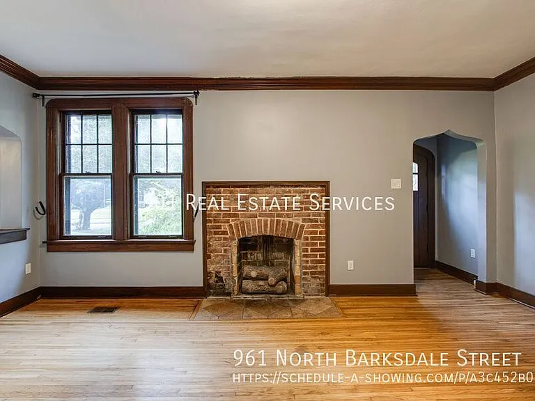 961 N Barksdale St — Photo 5