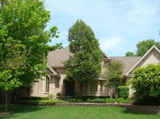 5238 Parliament Pl, Rockford, IL 61107