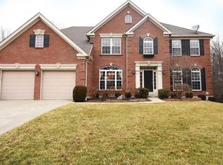 319 Huntington Dr, Loveland, OH 45140