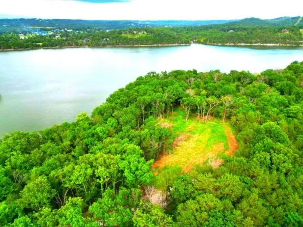 000 Wooley Creek Road, Cape Fair, MO 65624