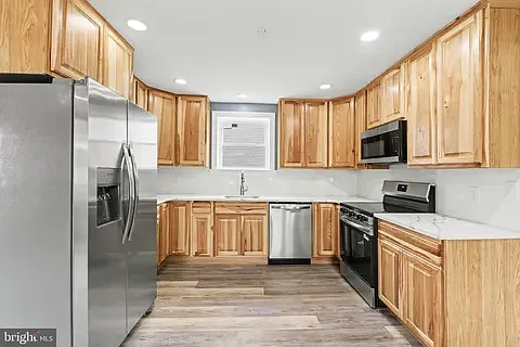 20 N Walnut St #1 — Photo 3