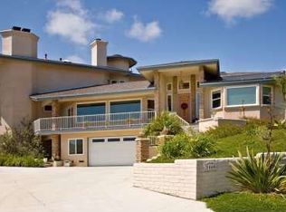 3460 Hillcrest Cir, Carlsbad, CA 92008