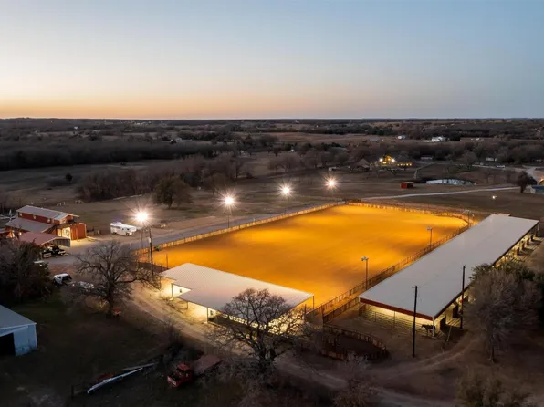 3551 Holbrook Rd, Springtown, TX 76082