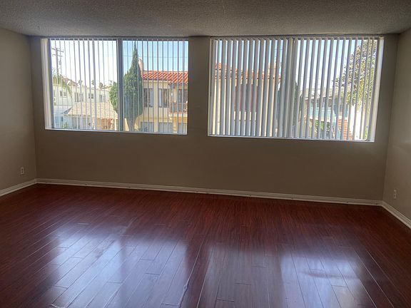 4th image of 62 Granada Ave