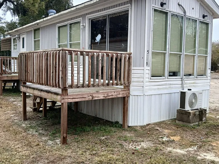 1720 NW 38th Ave #5 — Photo 12