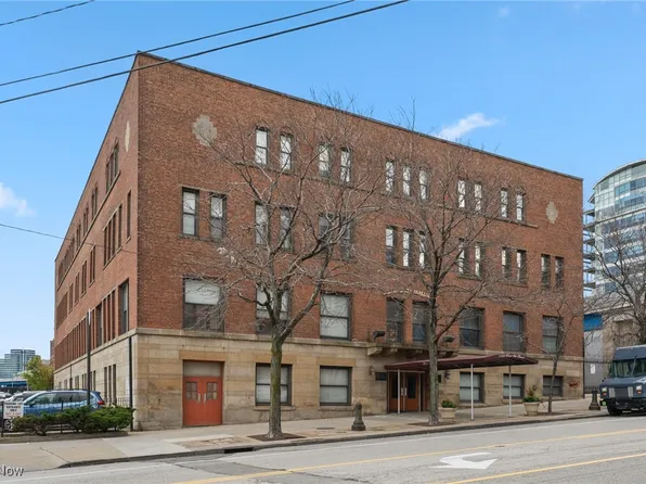 1133 W 9th St APT 315, Cleveland, OH 44113